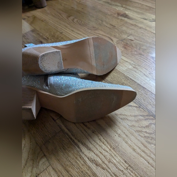 Sparkly Cowgirl Boots - Picture 2 of 4